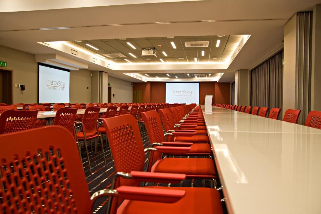 Hotel Sulkowski Conference Resort Boguszyn  エクステリア 写真